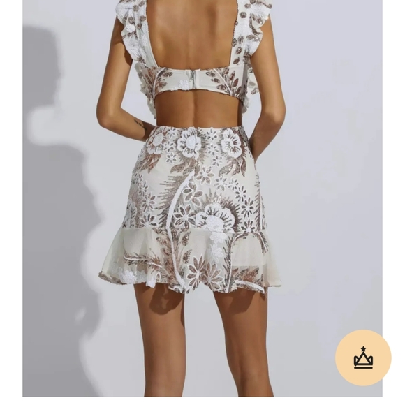 Catchall white Ruffle dress - Picture 2 of 5